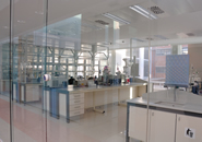 Laboratorio de microbiología de AINIA Centro Tecnológico