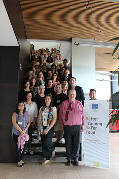 Foto de grupo del seminario BTSF impartido por AINIA: "TSF - Food Composition and Information (Session 18), Valencia, Spain, 18-22 May 2015"