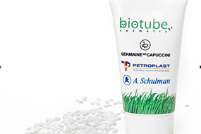En la imagen, el primer biotubo fexible biodegradable para productos cosméticos. En su I+D ha colaborado AINIA Centro Tecnológico, junto al consorcio formado por Germaine de Capuccini, A.Schulman, Petroplast y Aimplas